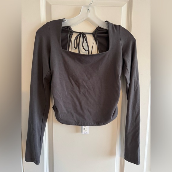 Garage Open-Back Grey Crop Top - Picture 3 of 9